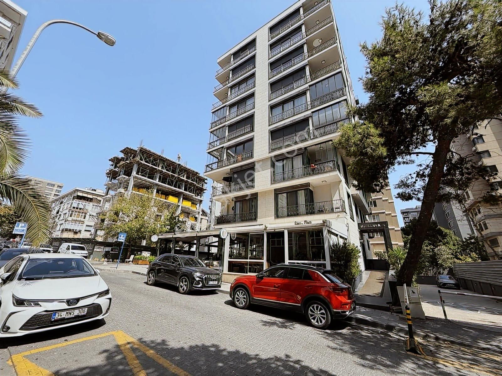 Alkaya'dan Suadiye Sahil'de Satılık 3+1 120m² Net Boş Daire