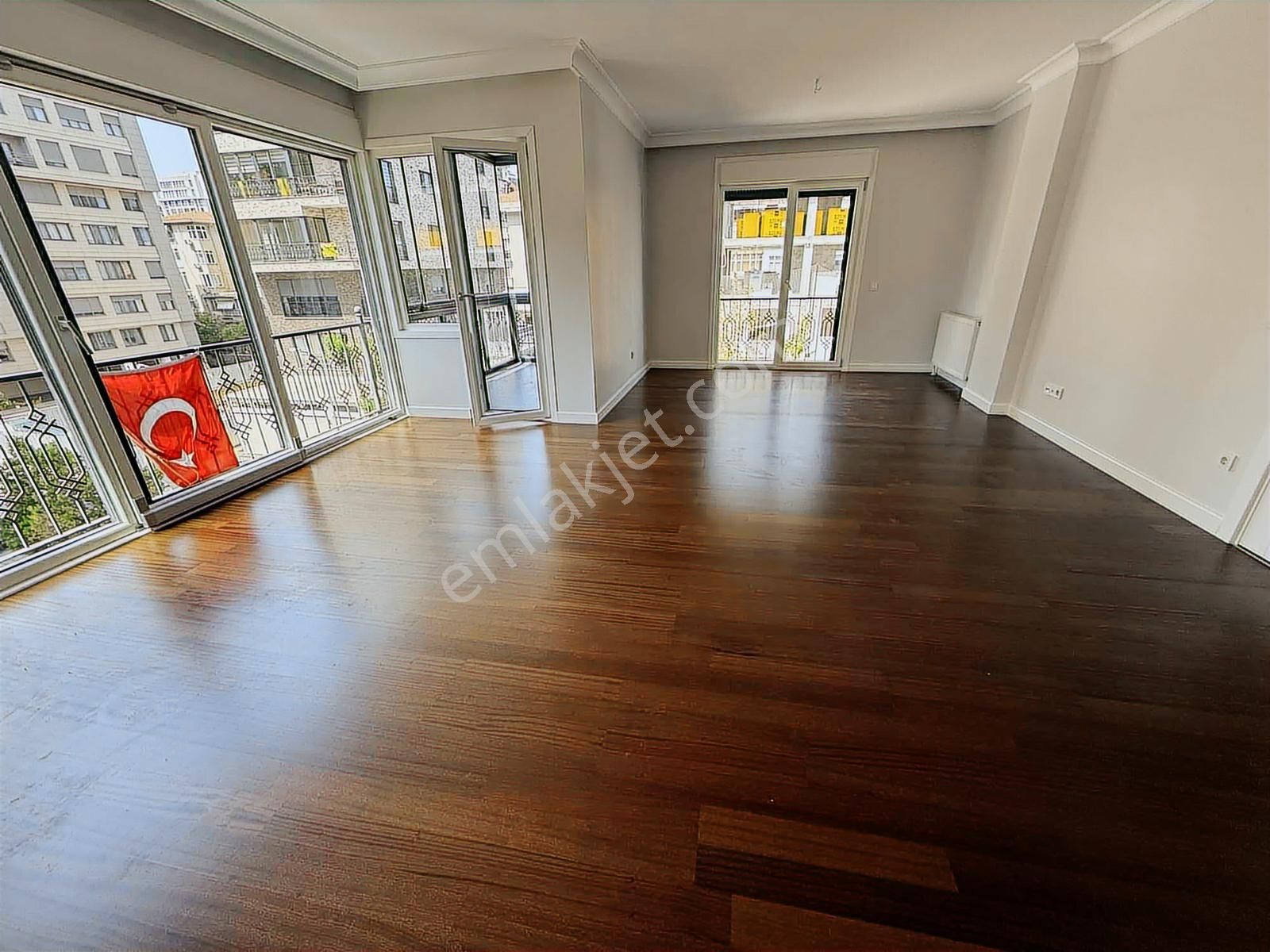 Alkaya'dan Suadiye Sahil'de Satılık 3+1 120m² Net Boş Daire - Görsel 16