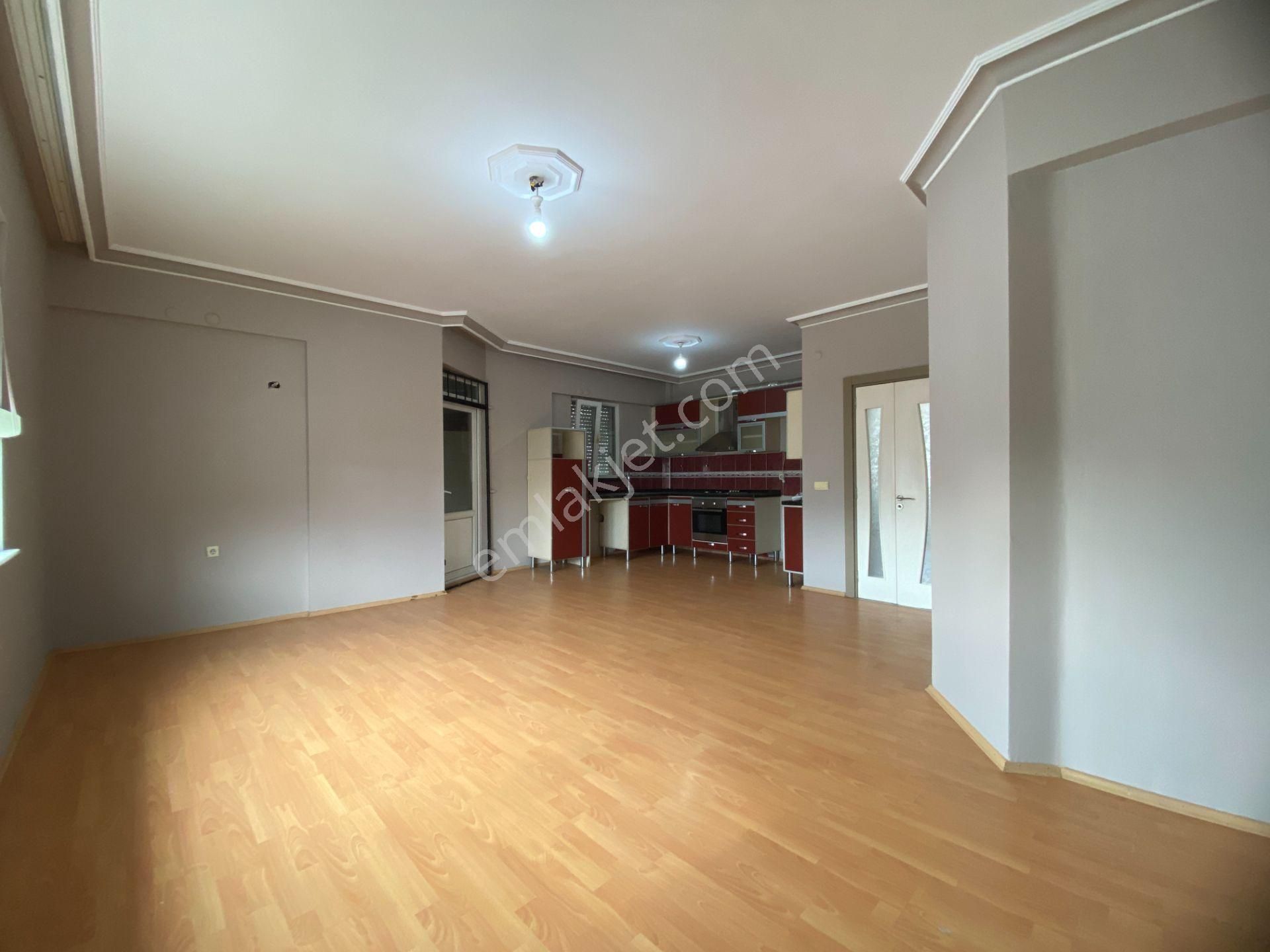 Etiler'de Krediye Uygun, Ana Cadde Yakını 2+1 Daire - Görsel 4