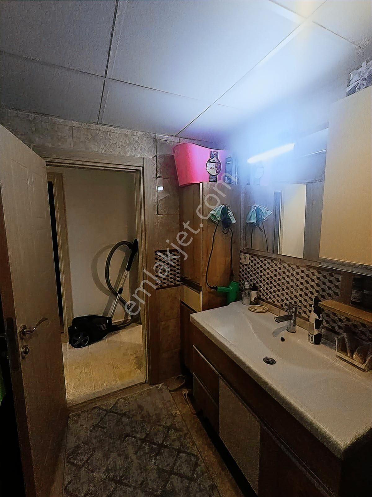 Net Emlaktan Bursa Caddesi Yakını Satılık 2+1 Daire - Görsel 6