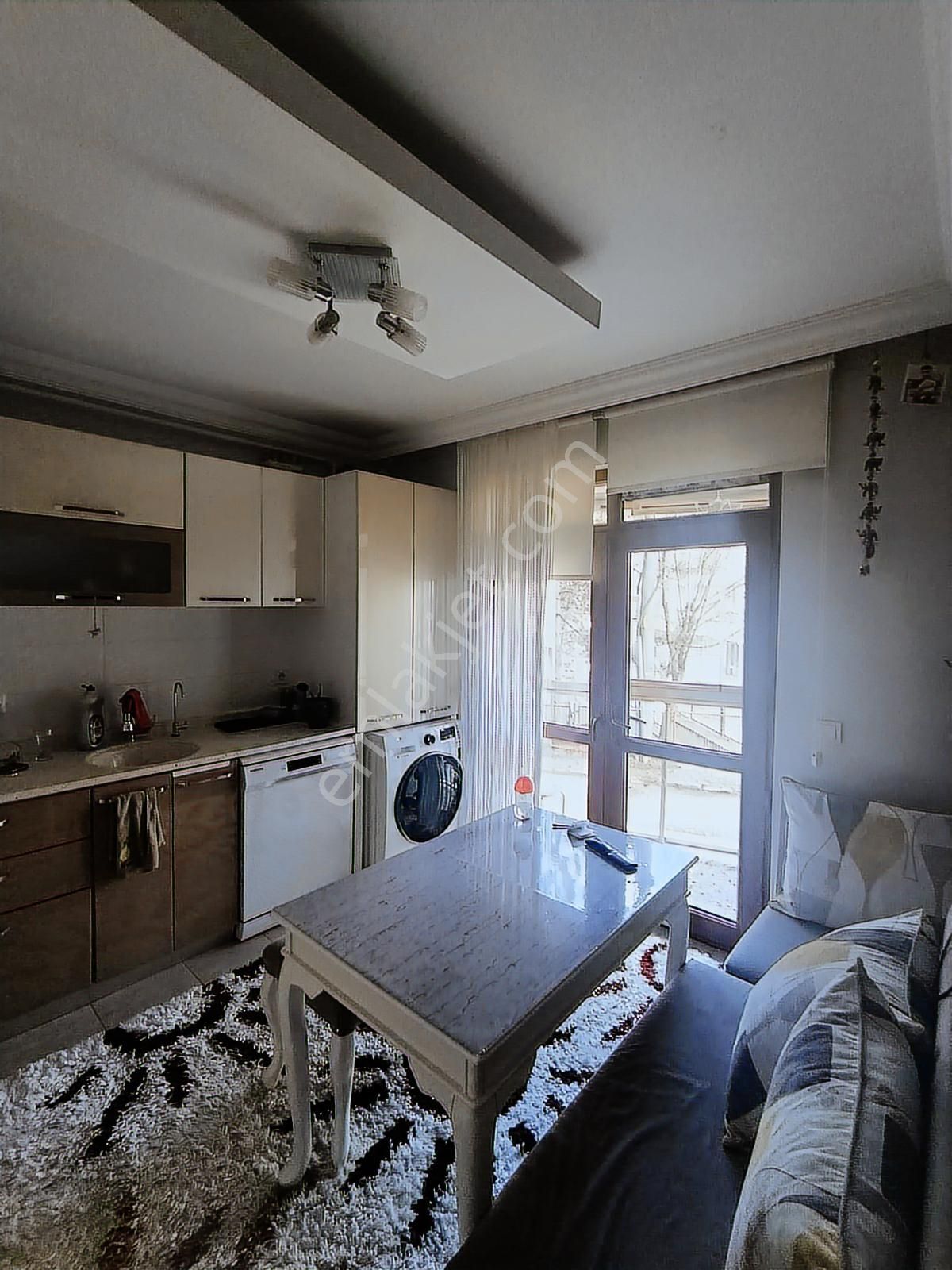 Net Emlaktan Bursa Caddesi Yakını Satılık 2+1 Daire - Görsel 8