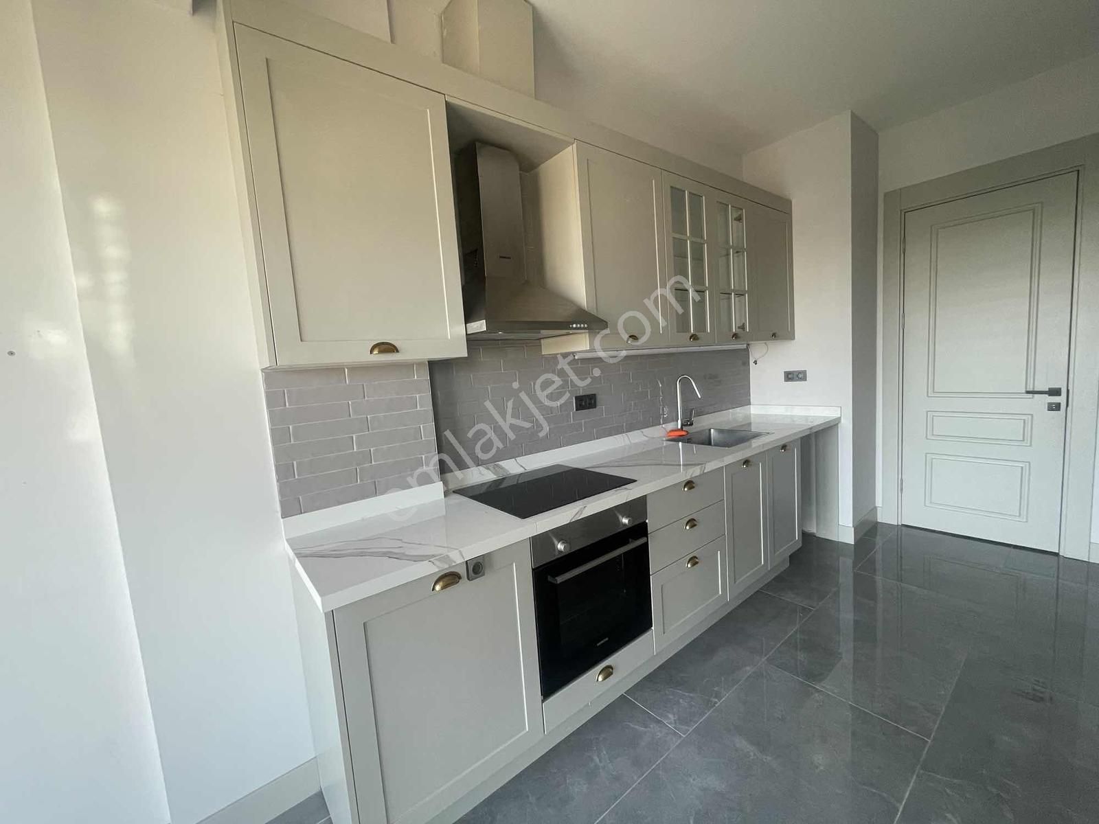 Model Göktürk Sitesinde 3+1 Kiralık Lüks Daire - Görsel 6