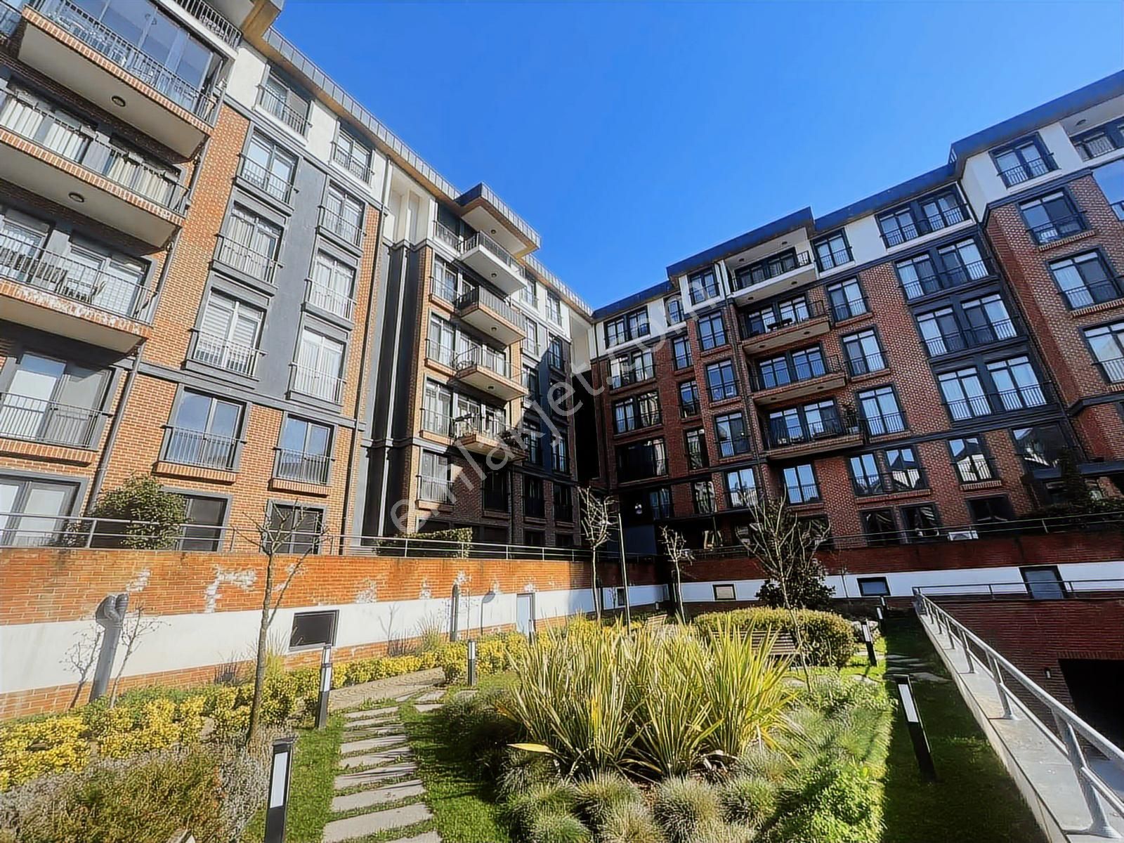 Model Göktürk Sitesinde 3+1 Kiralık Lüks Daire - Görsel 27