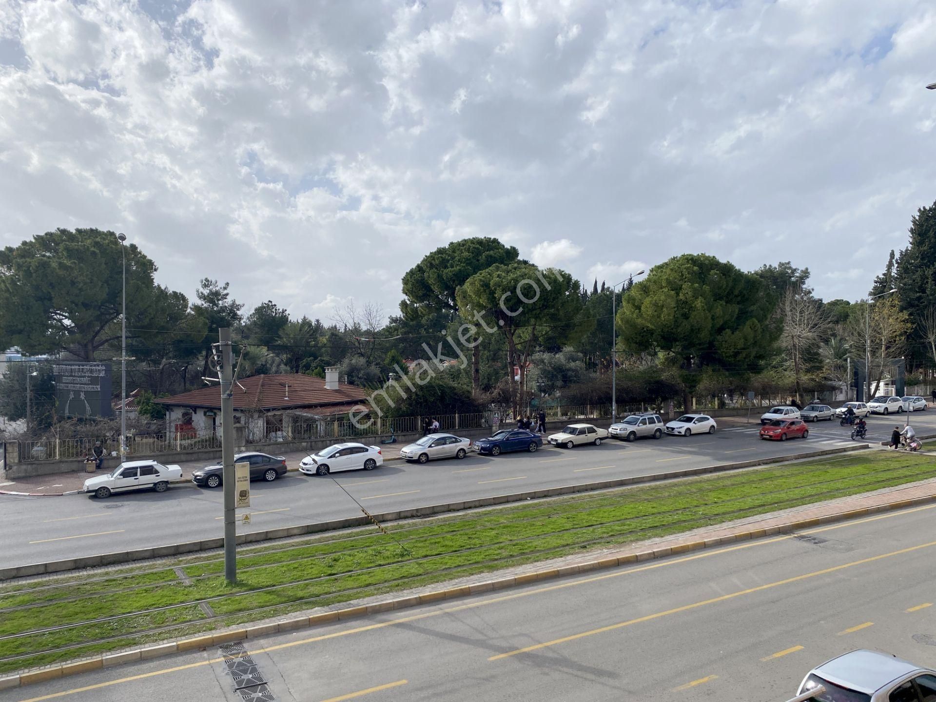 Dokuma Özdilek Avm Karşısında Yeni Tadilatlı 3+1 Daire - Görsel 31