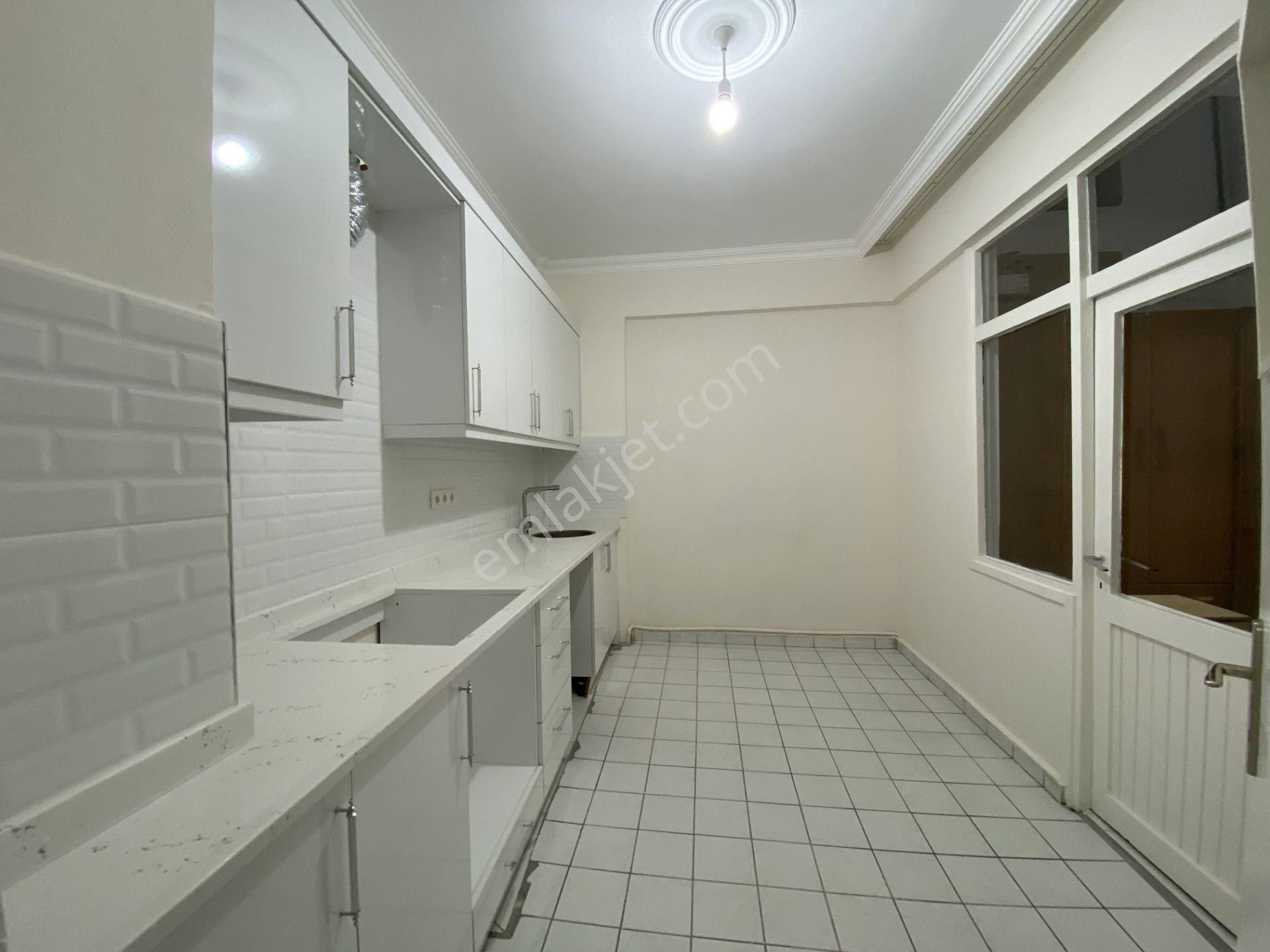 Dokuma Özdilek Avm Karşısında Yeni Tadilatlı 3+1 Daire - Görsel 4