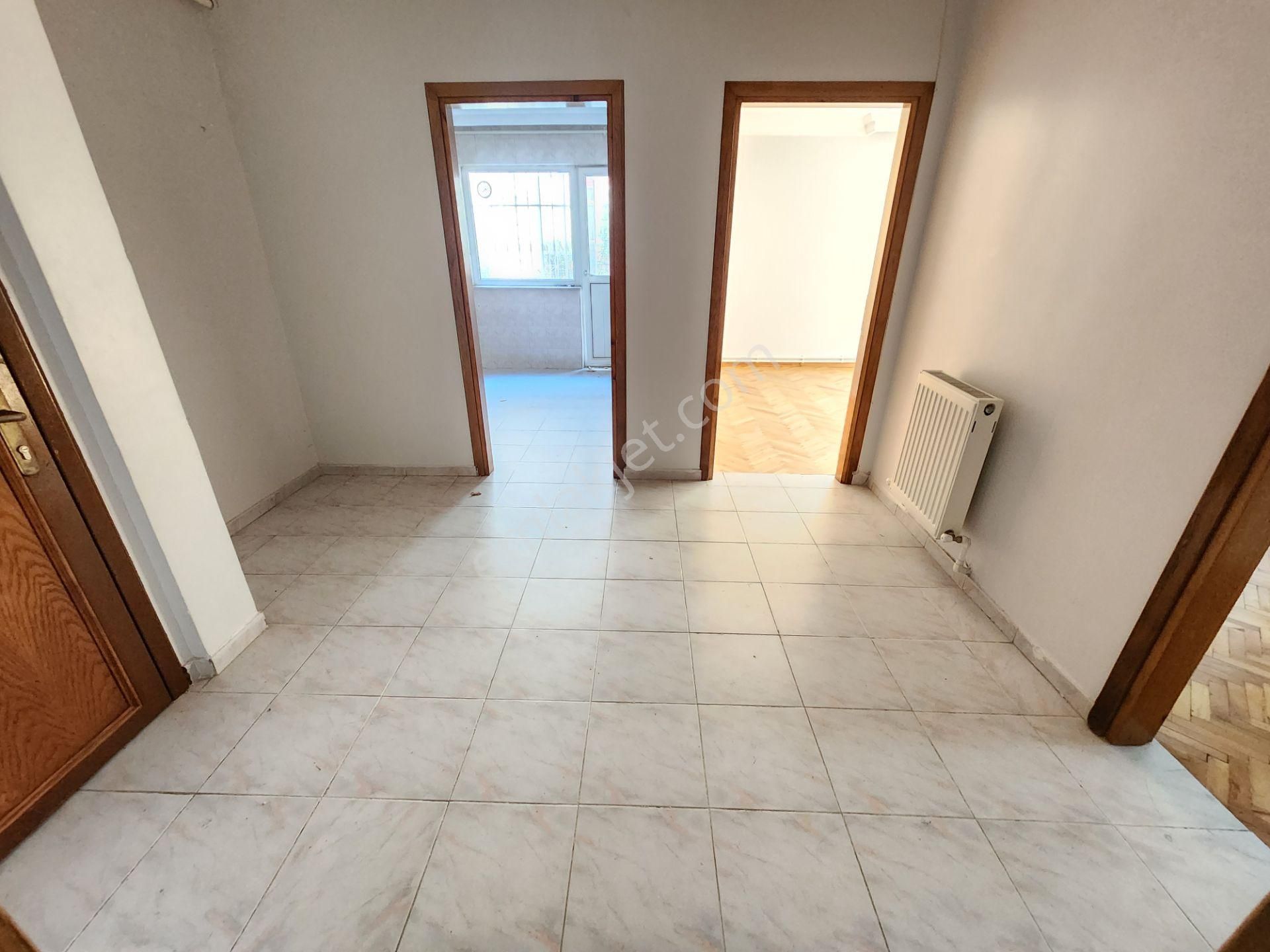 Metroya Yakın, Geniş 2+1 Kiralık Daire - 110m² Net - Görsel 15
