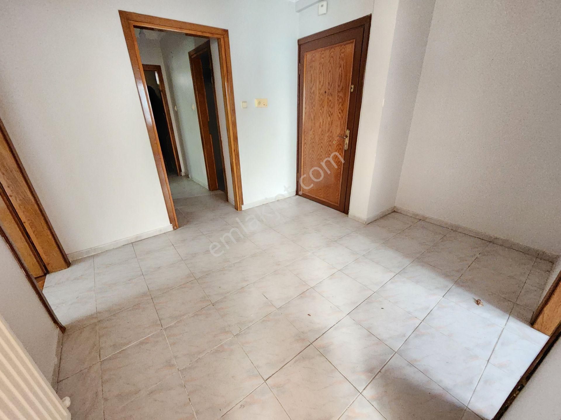 Metroya Yakın, Geniş 2+1 Kiralık Daire - 110m² Net - Görsel 16