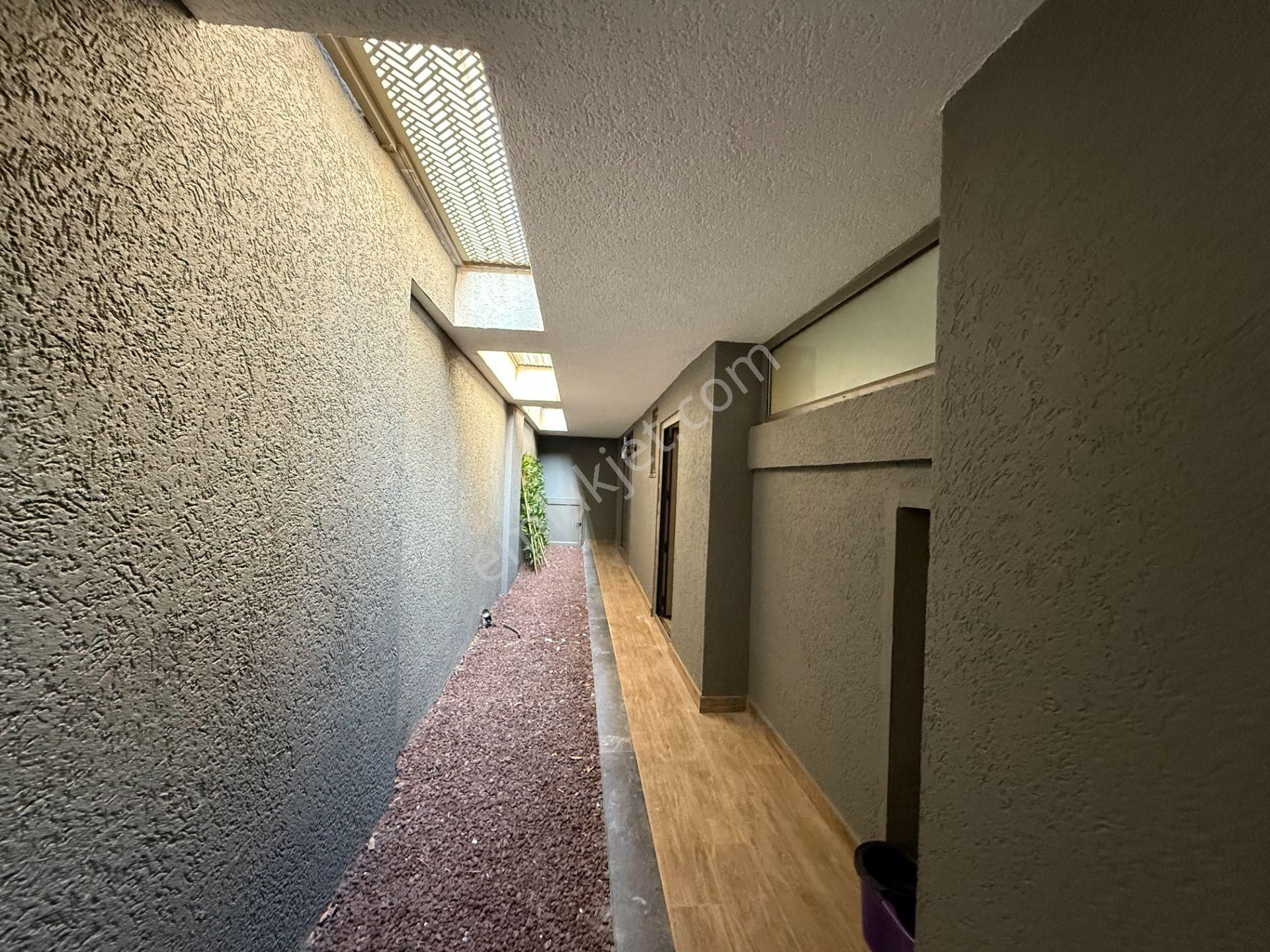 Bağla'da Full Deniz Manzaralı Tam Müstakil Kiralık 3+1 Villa - Görsel 32