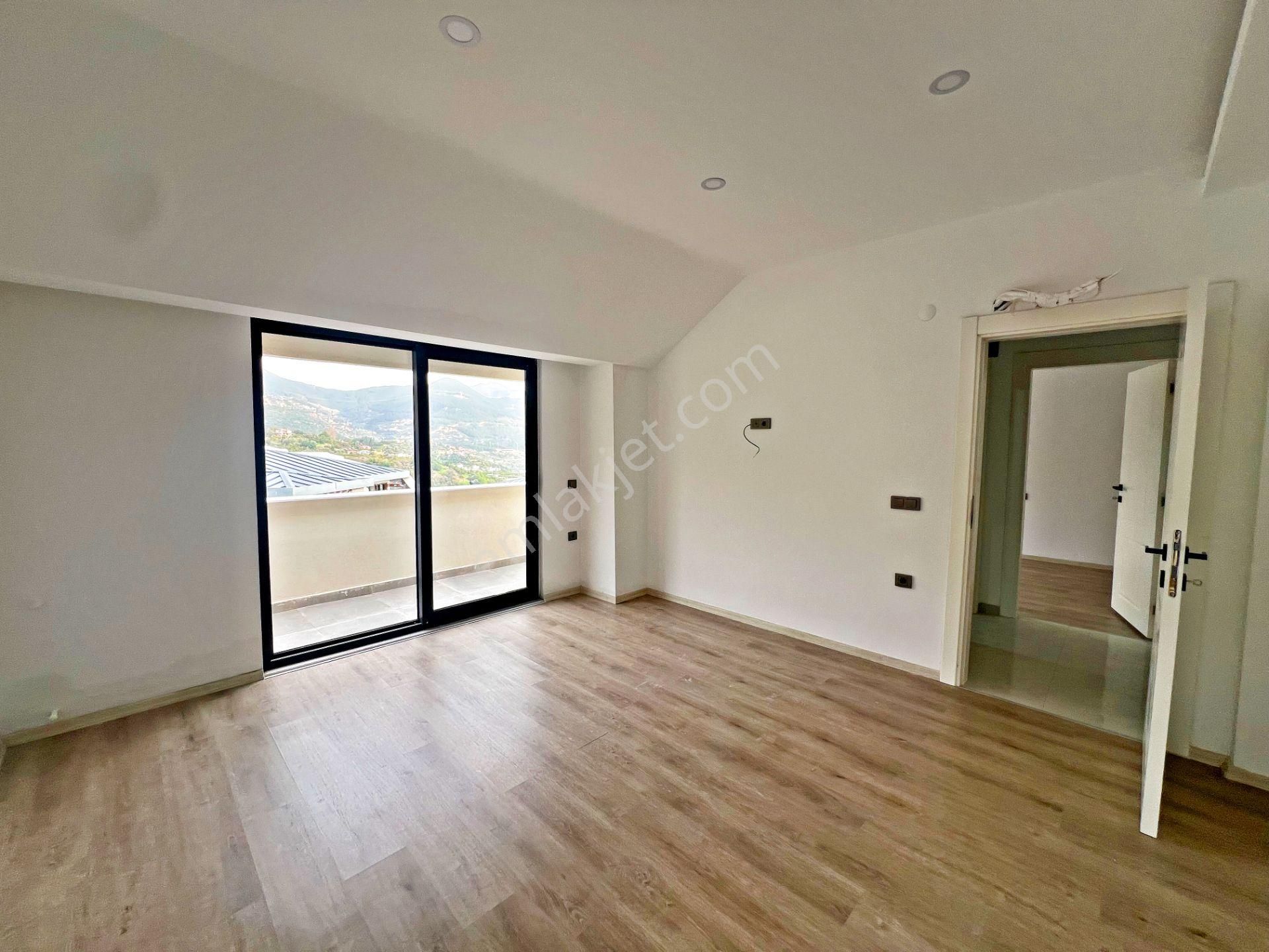 Alanya Çıplaklıda Kiralık 2+1 Site İçi Havuzlu Sıfır Daire - Görsel 20