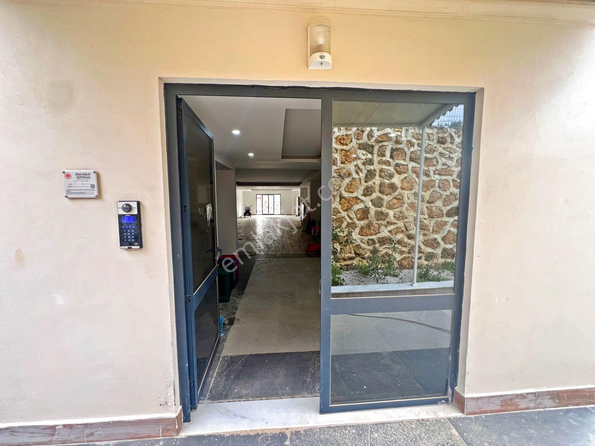 Alanya Çıplaklıda Kiralık 2+1 Site İçi Havuzlu Sıfır Daire - Görsel 33