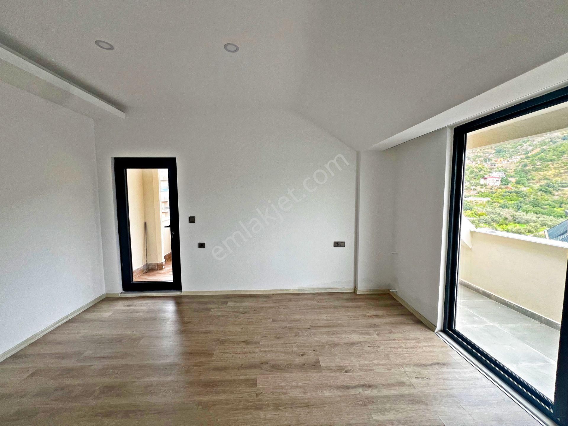 Alanya Çıplaklıda Kiralık 2+1 Site İçi Havuzlu Sıfır Daire - Görsel 22