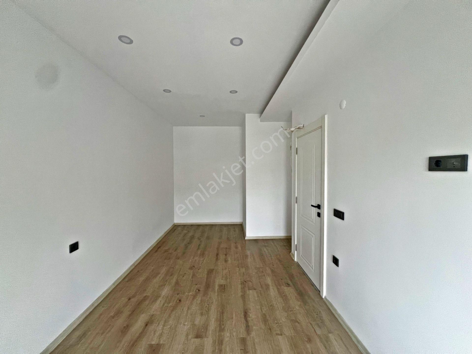 Alanya Çıplaklıda Kiralık 2+1 Site İçi Havuzlu Sıfır Daire - Görsel 16