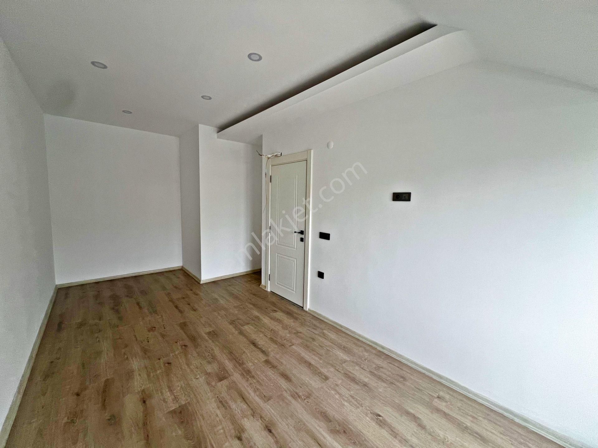 Alanya Çıplaklıda Kiralık 2+1 Site İçi Havuzlu Sıfır Daire - Görsel 15