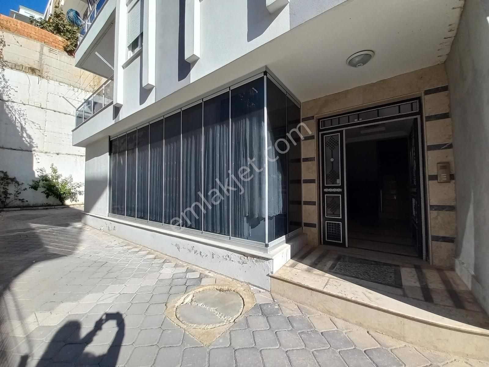 Barış Mahallesinde Ayrı Mutfaklı Eşyalı Kiralık 2+1 Daire! - Görsel 10