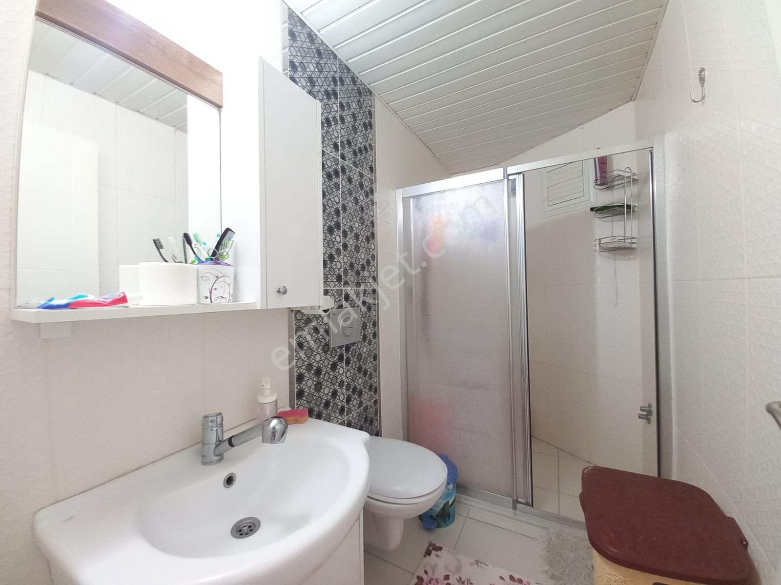 Barış Mahallesinde Ayrı Mutfaklı Eşyalı Kiralık 2+1 Daire! - Görsel 23