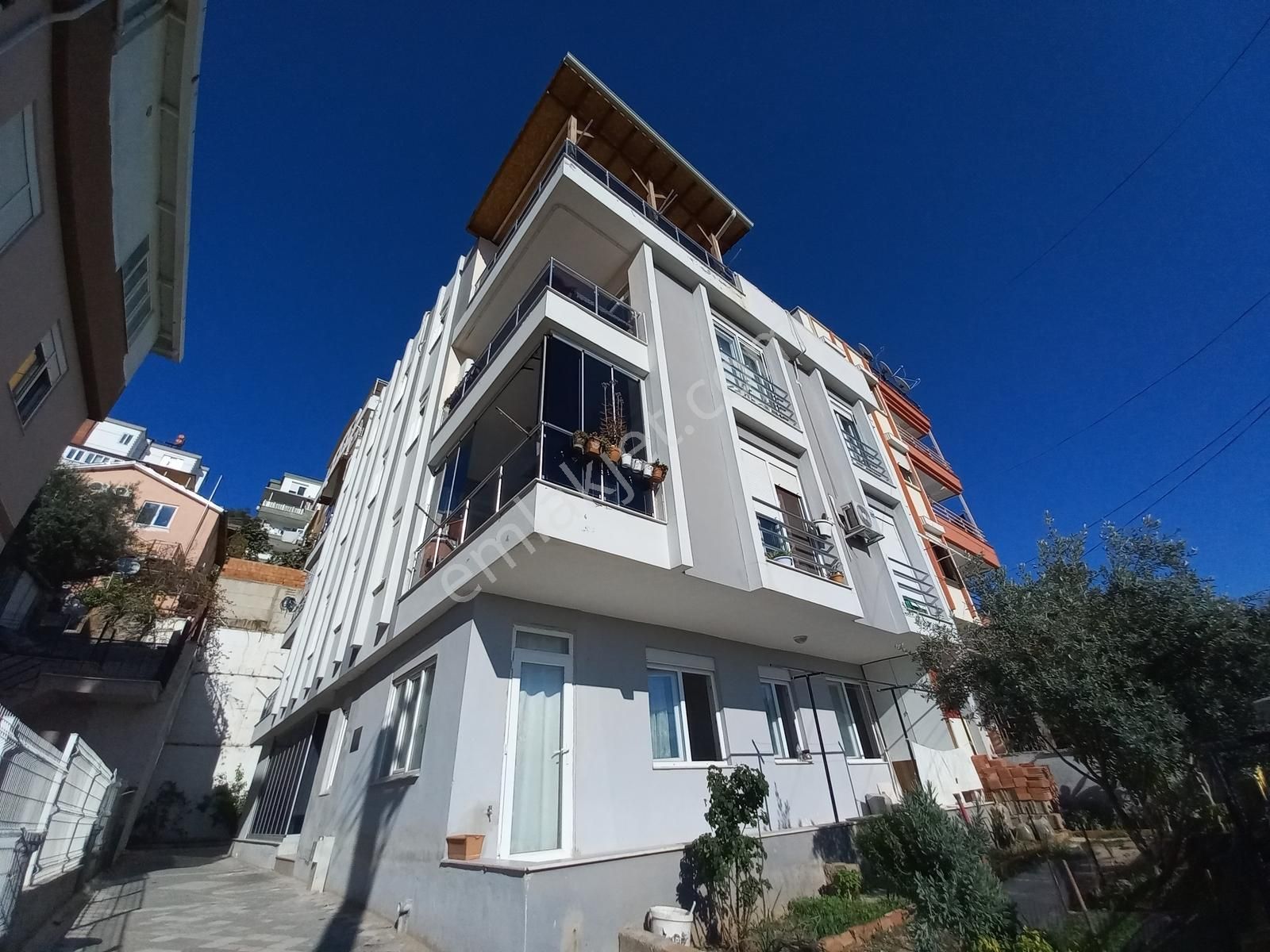 Barış Mahallesinde Ayrı Mutfaklı Eşyalı Kiralık 2+1 Daire! - Görsel 19