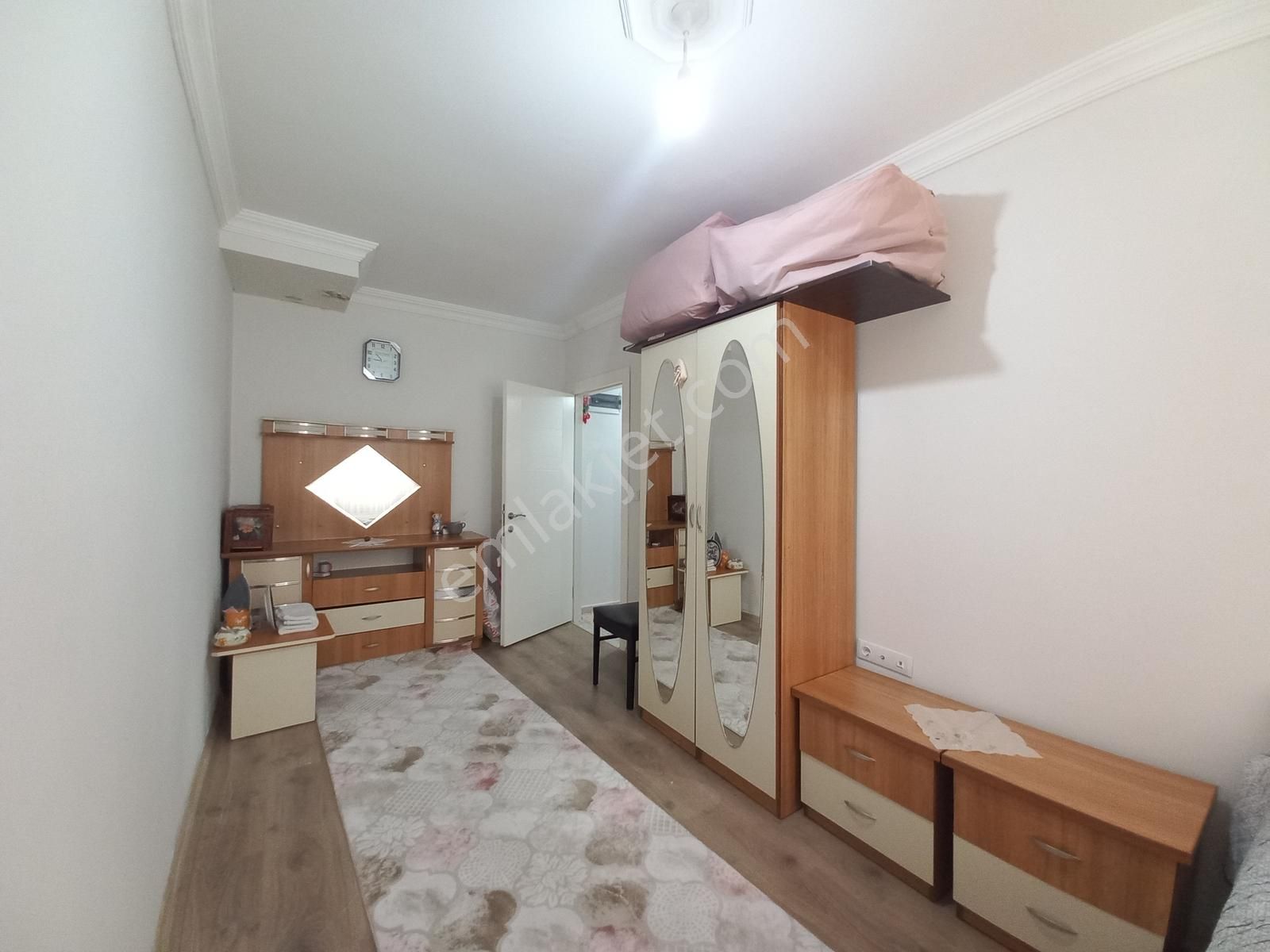 Barış Mahallesinde Ayrı Mutfaklı Eşyalı Kiralık 2+1 Daire! - Görsel 15