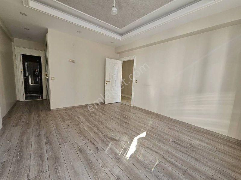 Bağcılar Kirazlı Mah Sahibinden Kiralık 2+1 Daire - Görsel 12