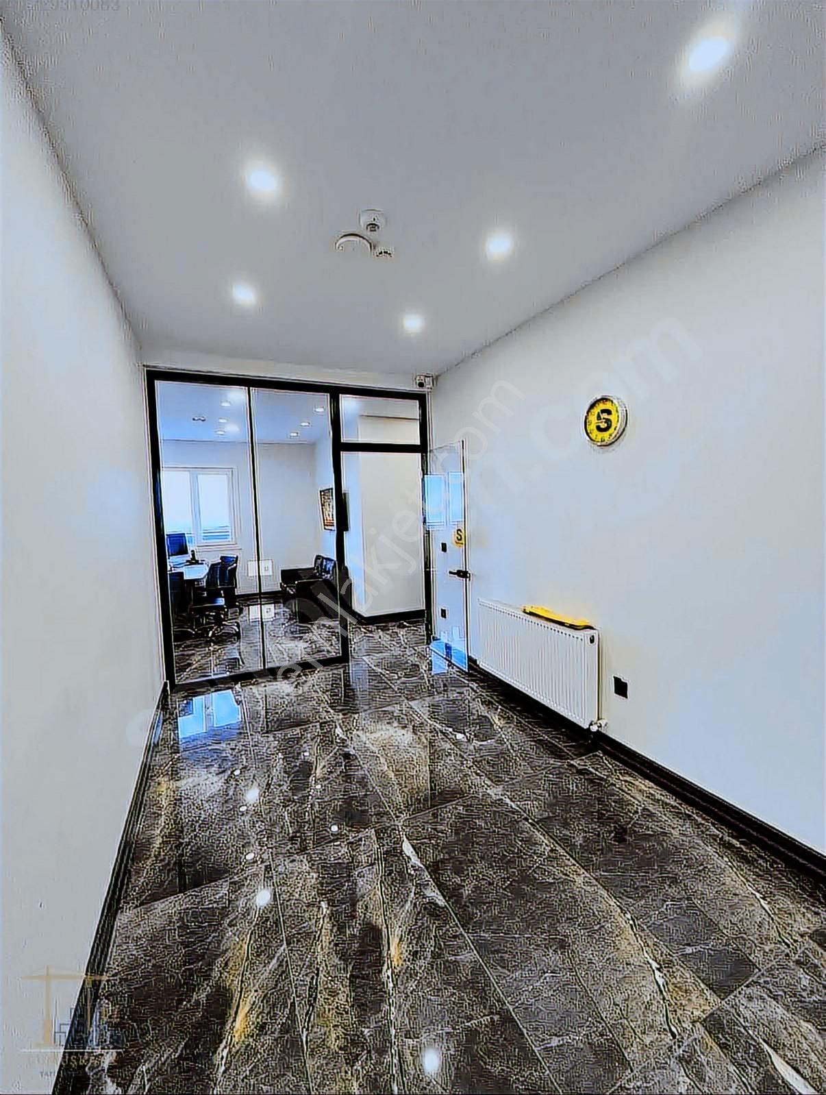 Havalimanı Yolu Üstü / Manzaralı 130 M² / Hazır Ultra Lüks Ofis - Görsel 17