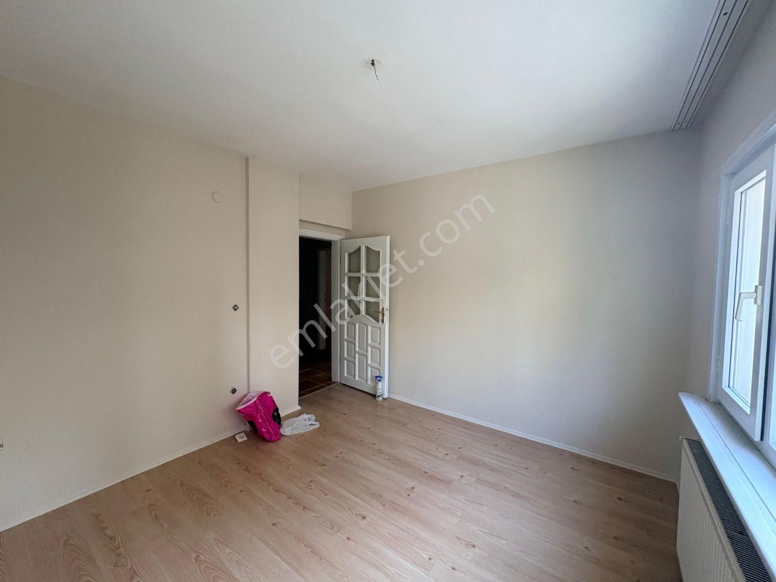 F-l Den Cumhuriyette Metro Yürüme Mesafe ,geniş Ferah 3+1arakat - Görsel 7