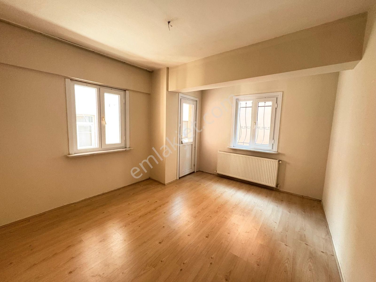 F-l Den Cumhuriyette Metro Yürüme Mesafe ,geniş Ferah 3+1arakat - Görsel 13