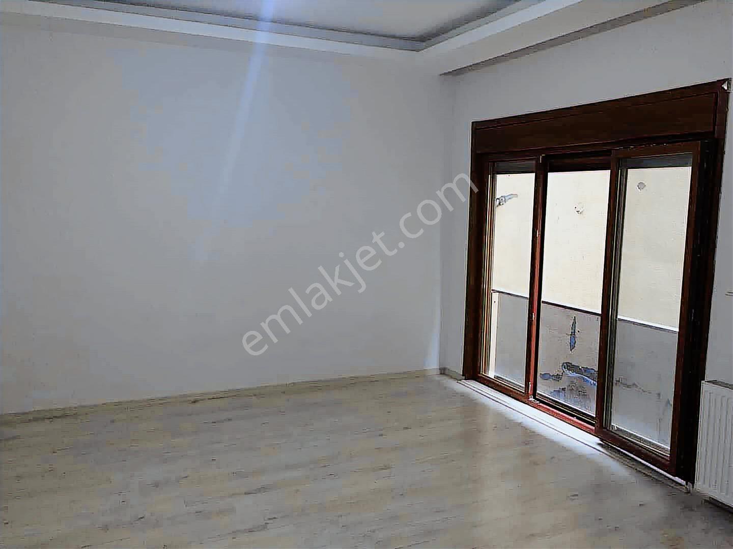 Altıntepe'de Satılık 1+1 Ara Kat Daire Minibüs Cad. 2 Dakika - Görsel 25