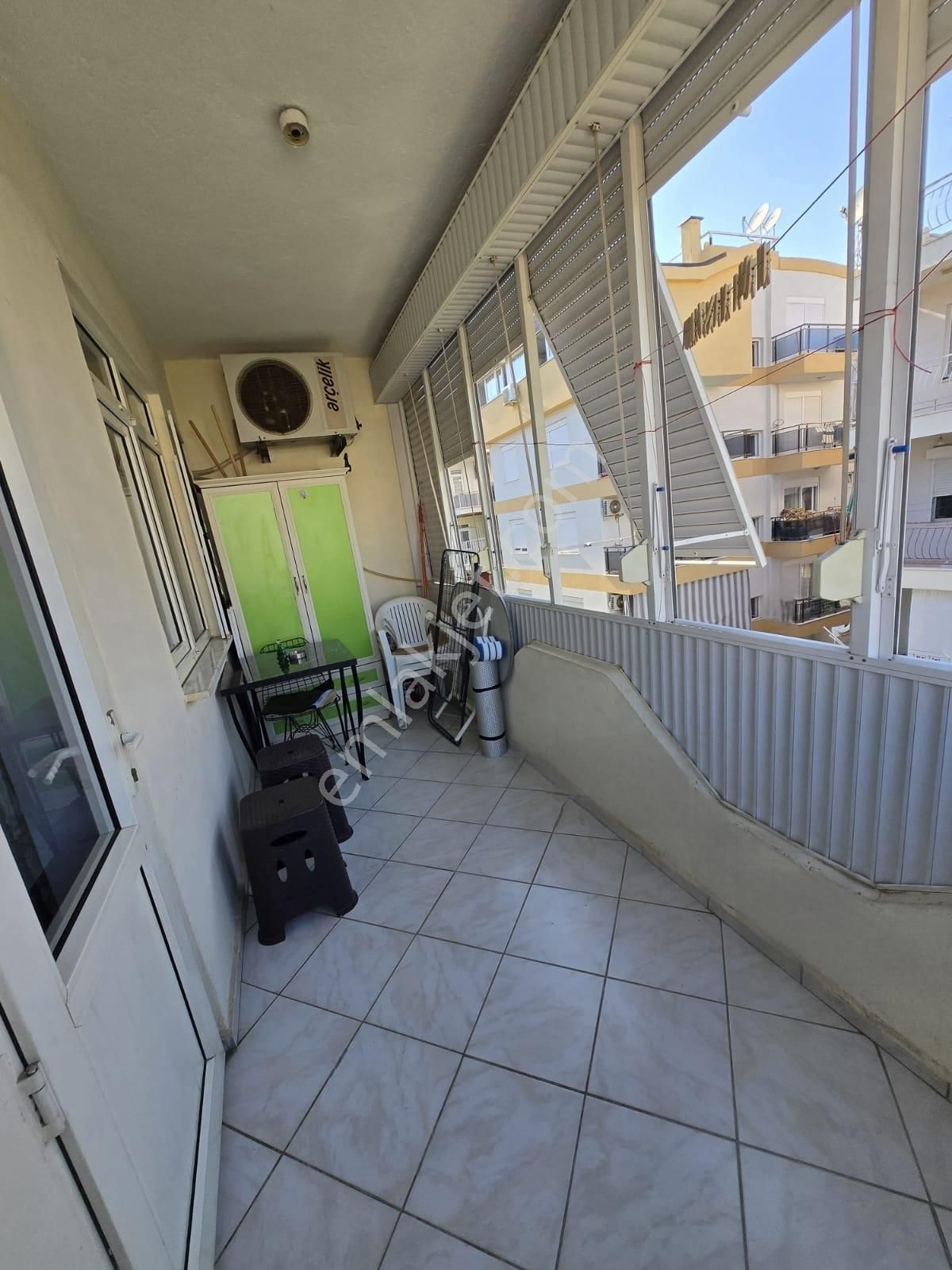 Yeşilyurtta 2+1 Eşyalı | 90 M² | 2 Klimalı | Kapalı Mutfak - Görsel 9