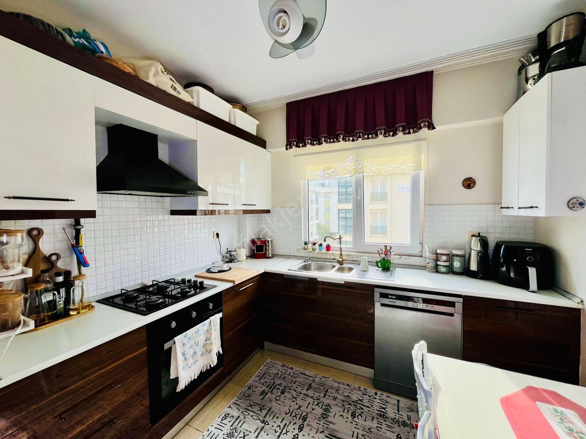 Mahal Sancaktepe'de Satılık 3+1 Geniş Balkonlu Satılık Daire - Görsel 29