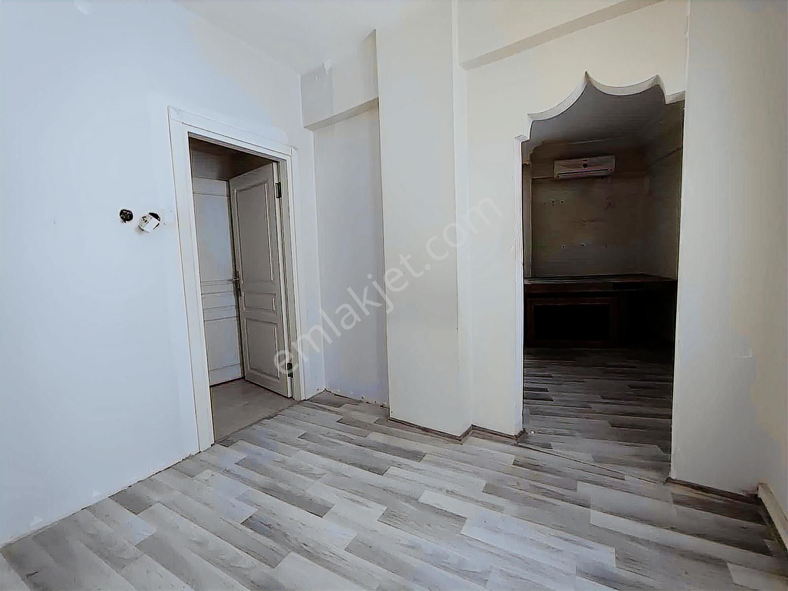 Bakırköy Osmaniye'de 2.kat 3+1 100 M2 Adliyeye Çok Yakın - Görsel 22