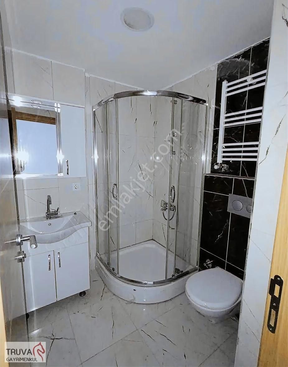 Site İçi Sıfır Oturuma Hazır 3+1 Satılık Daire - Görsel 2