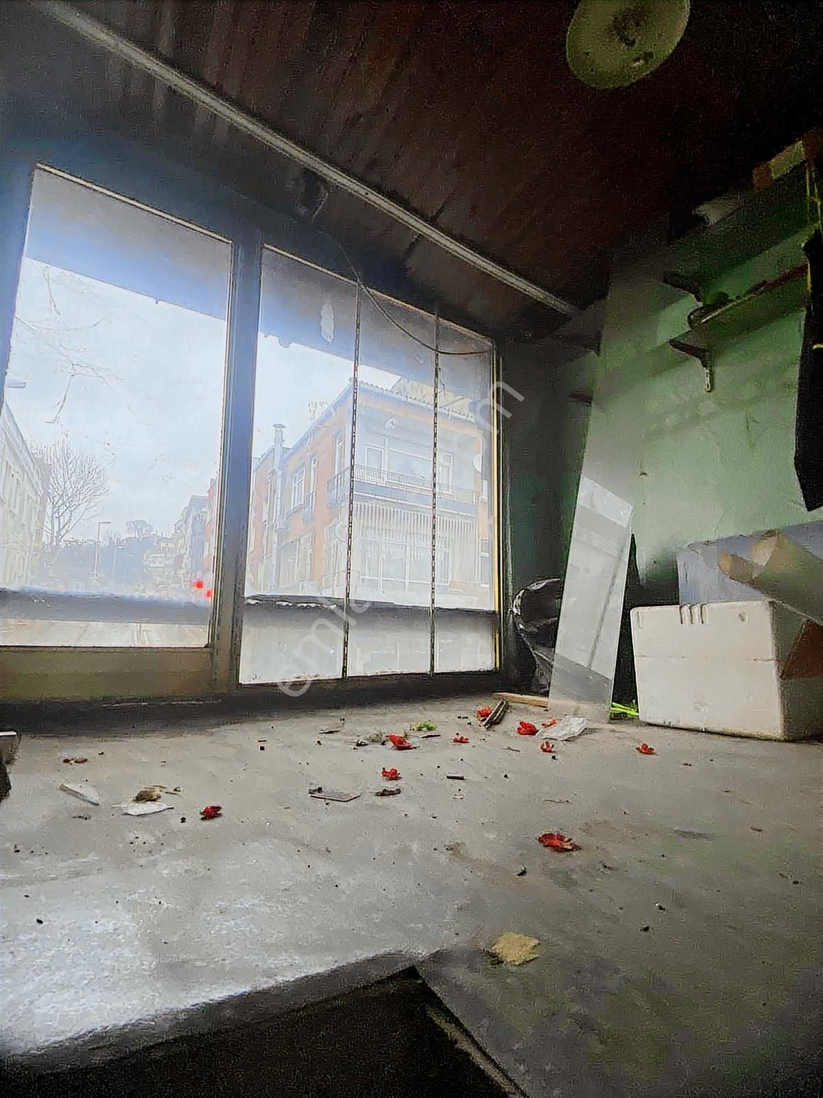 Samatya Hastanesinin Yanında İki Katlı Satılık Dükkan - Görsel 4