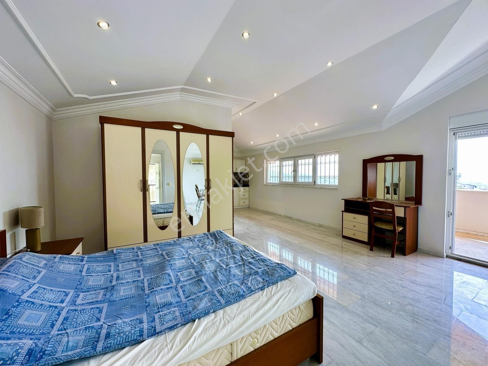 Alcon Vılla Çıplaklı 500 M2 Arsalı Villa "ikamete Uygun " - Görsel 20