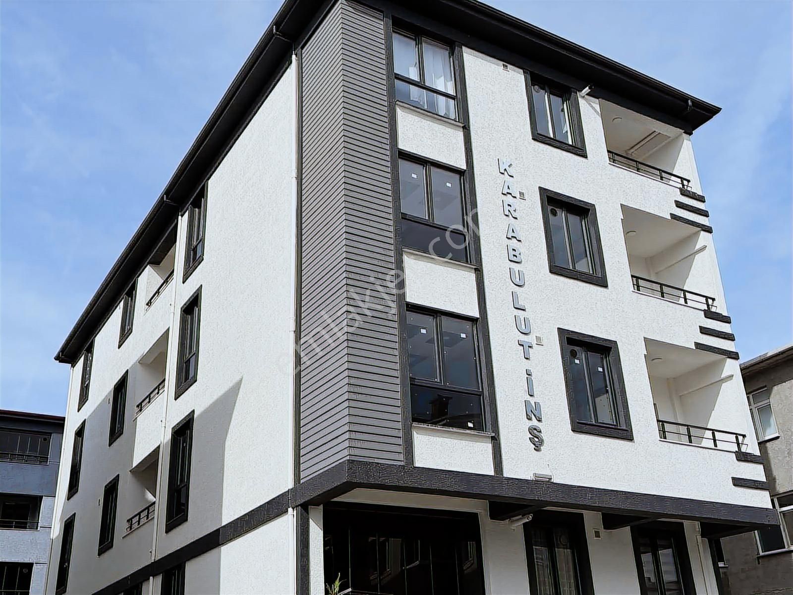 Fa Özbir'den Kemalpaşa Mahallesi Geniş Teras Keyfi İle 2+1 Daire - Görsel 6