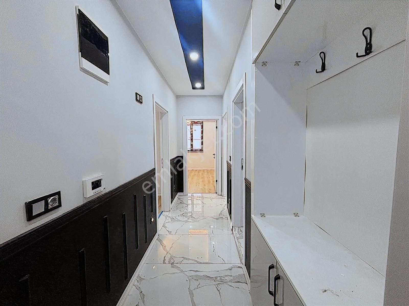 Fa Özbir'den Kemalpaşa Mahallesi Geniş Teras Keyfi İle 2+1 Daire - Görsel 28