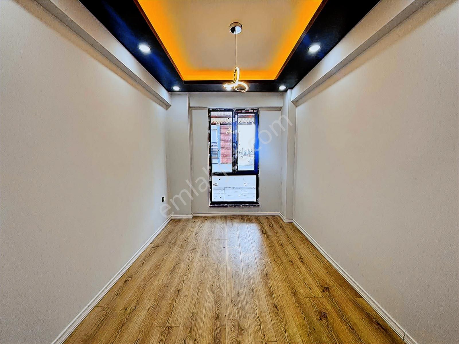 Fa Özbir'den Kemalpaşa Mahallesi Geniş Teras Keyfi İle 2+1 Daire - Görsel 2