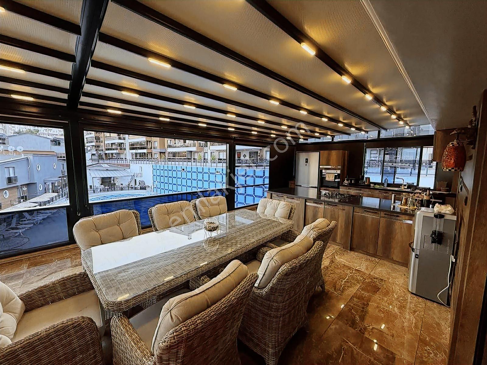 Mudanya Halitpaşada Deniz Manzaralı Sea Marin Sitesi Lüks 5 + 2 - Görsel 18