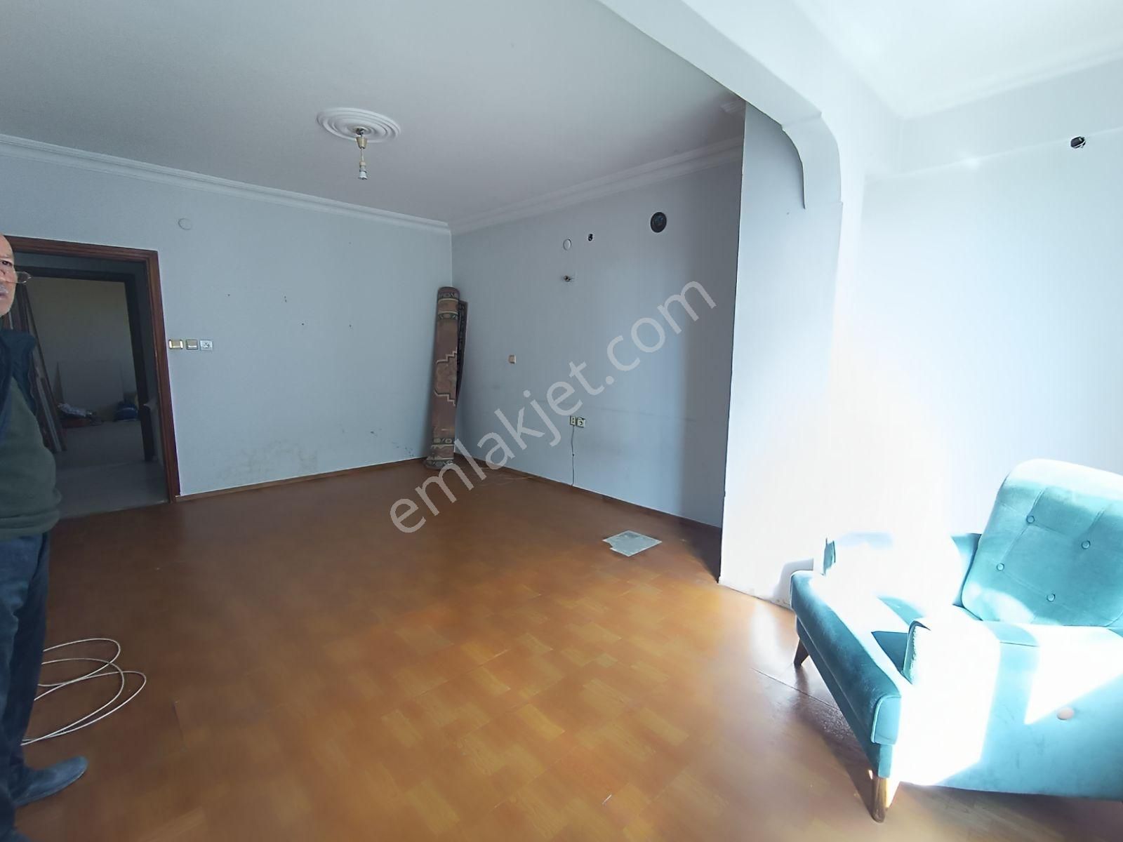 Üsk/yavuztürk Mahallesi Kiralık 1+1 Arakat Balkonlu Daire - Görsel 20