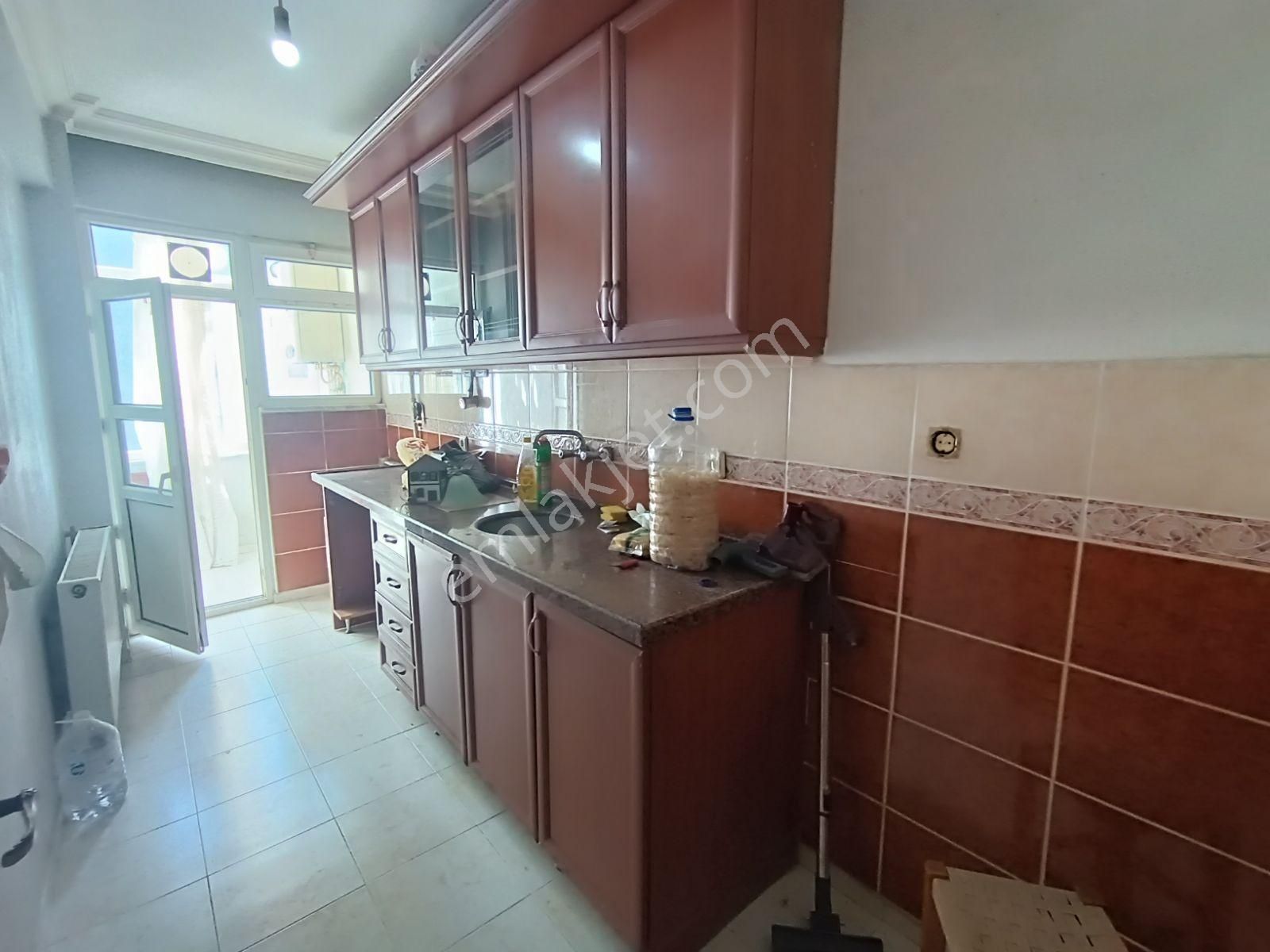 Üsk/yavuztürk Mahallesi Kiralık 1+1 Arakat Balkonlu Daire - Görsel 6