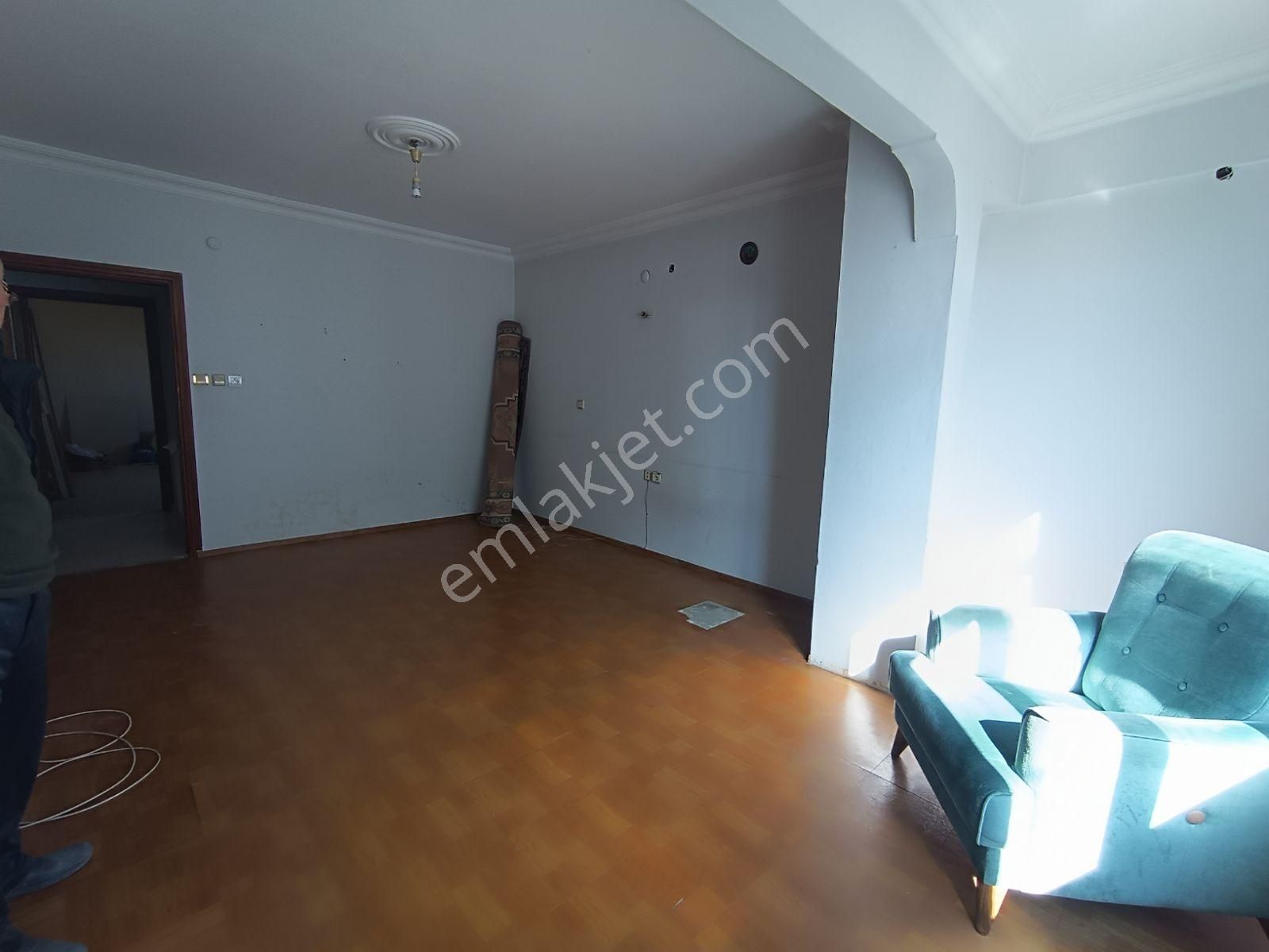 Üsk/yavuztürk Mahallesi Kiralık 1+1 Arakat Balkonlu Daire - Görsel 19