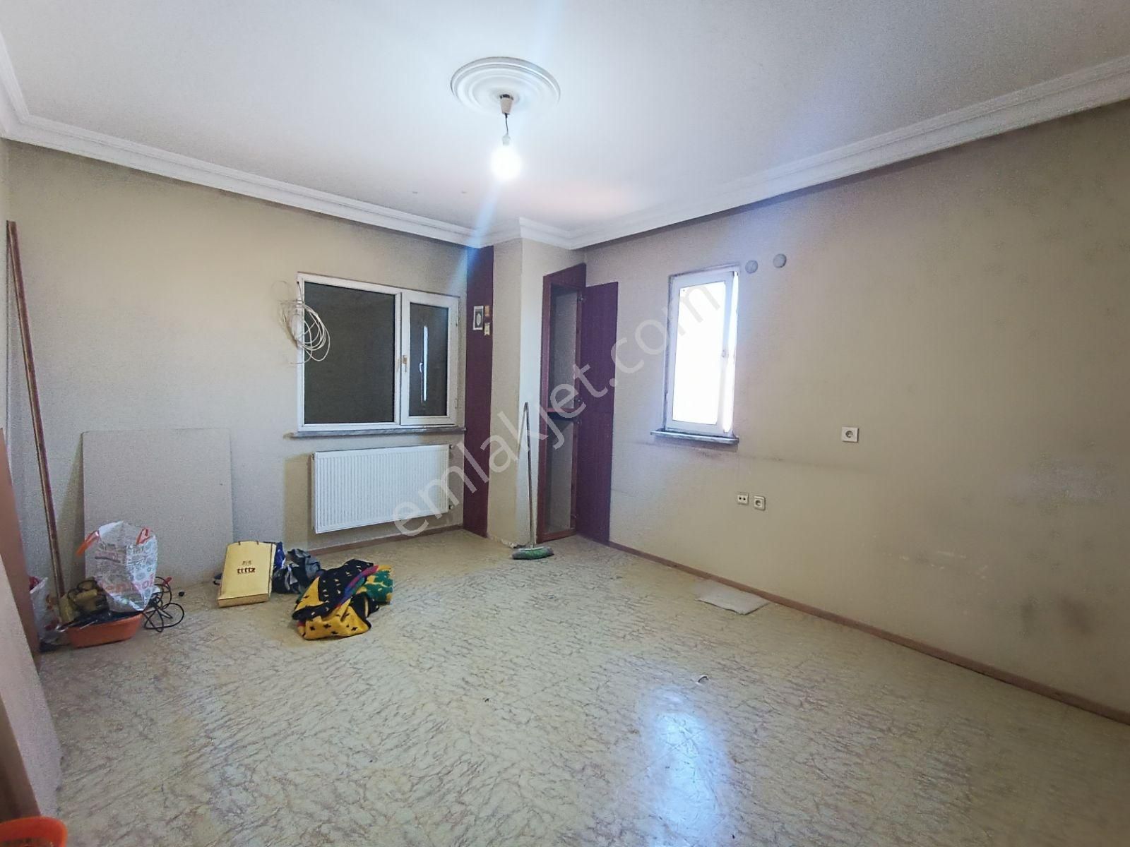 Üsk/yavuztürk Mahallesi Kiralık 1+1 Arakat Balkonlu Daire - Görsel 2