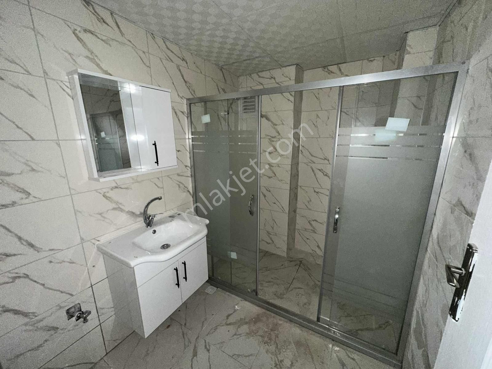 Karadeniz Emlak'tan Şehir Merkezinde 2+1 Fırsat Daire - Görsel 12