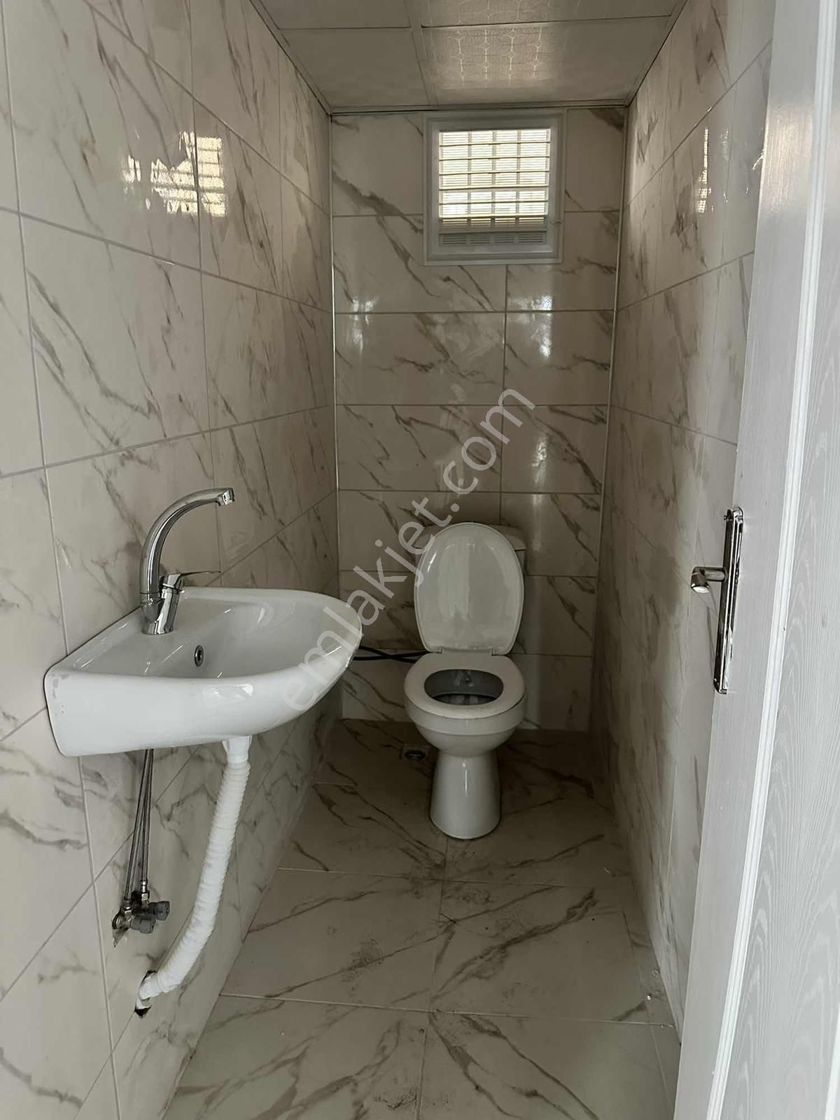 Karadeniz Emlak'tan Şehir Merkezinde 2+1 Fırsat Daire - Görsel 3