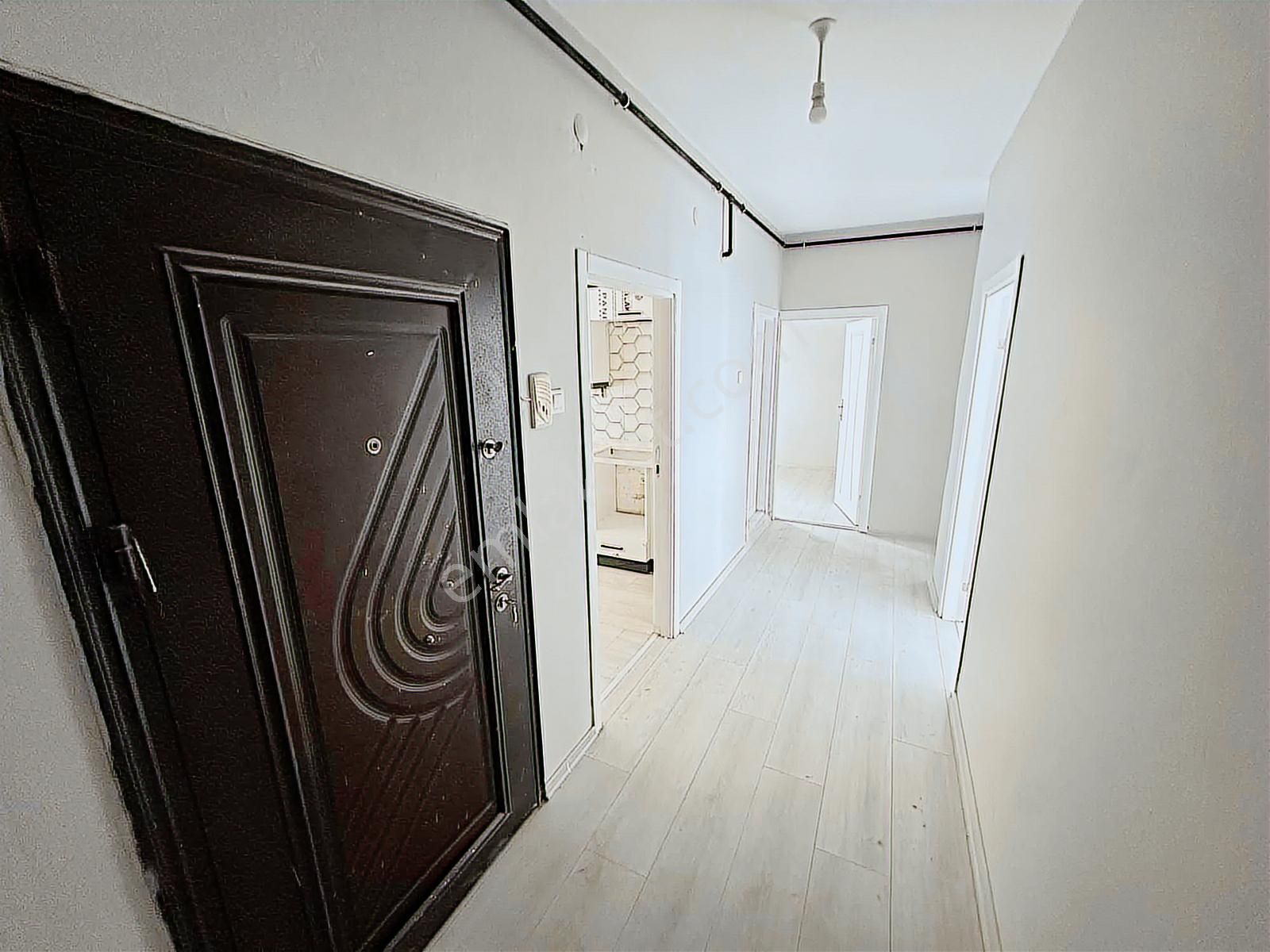 Karadeniz Emlak'tan Şehir Merkezinde 2+1 Fırsat Daire - Görsel 15