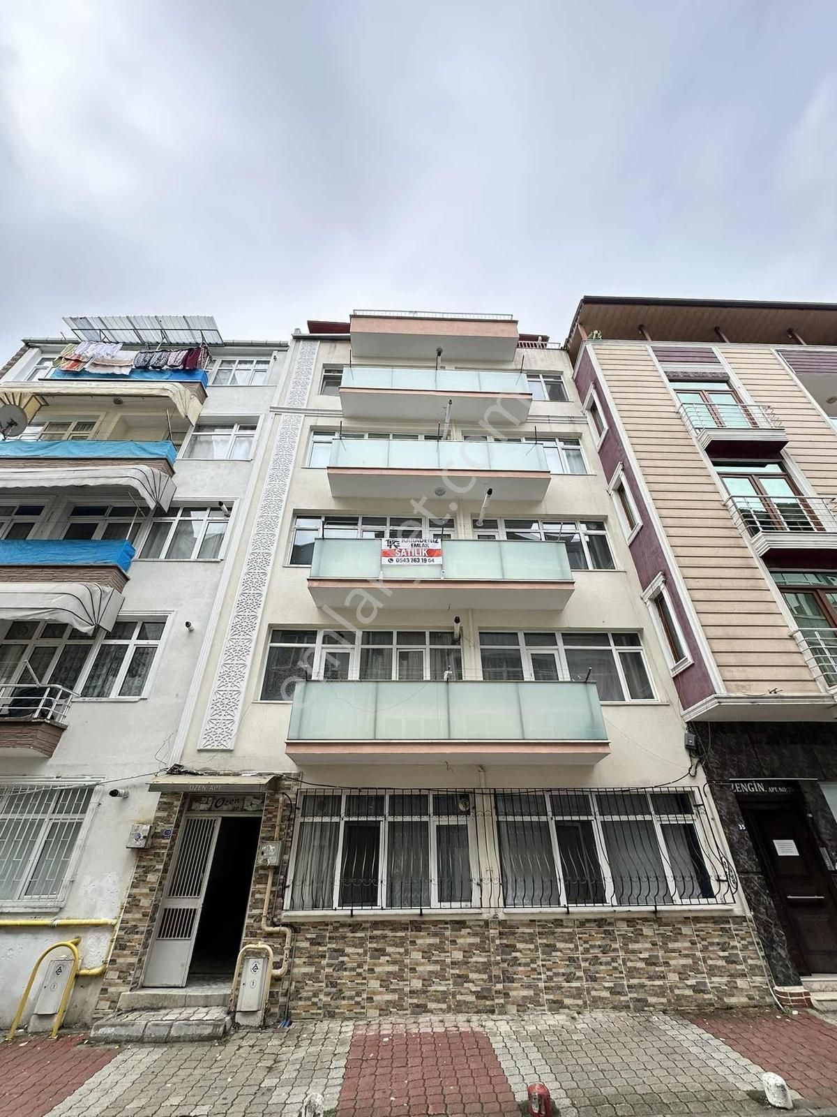 Karadeniz Emlak'tan Şehir Merkezinde 2+1 Fırsat Daire - Görsel 6