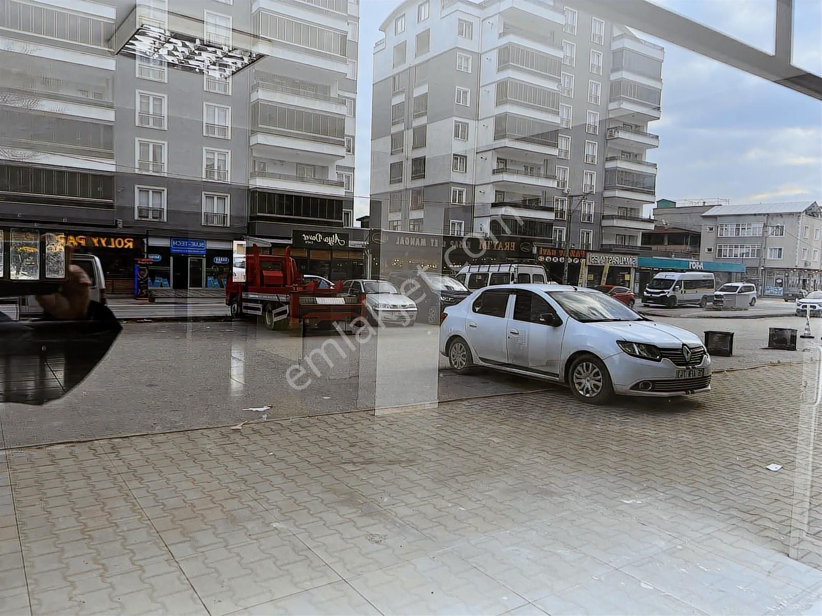 Millet Mahallesi Caddeye Cephe Kiralık Dükkan - Görsel 19