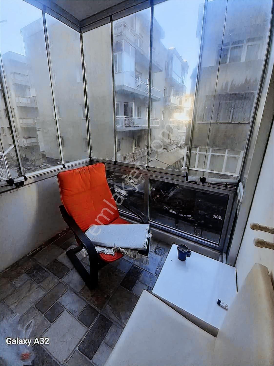 Türker Emlak | Hatay İnönü Caddesi Üzeri 2+1 90m2 Tadilatlı - Görsel 16