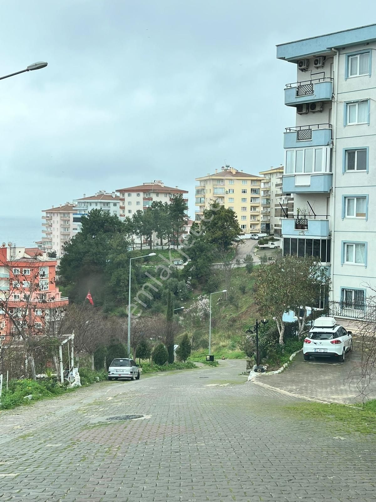 Bursa / Mudanya Güzelyalı 'da Deniz Manzaralı Daire