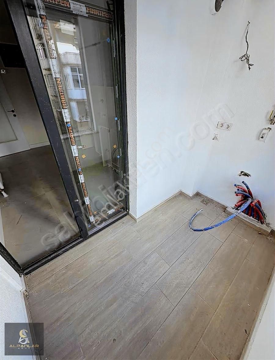 Bahçelievler Siyavuşpaşa'da Sıfır, Lüks 3+1 Daireler - Görsel 13