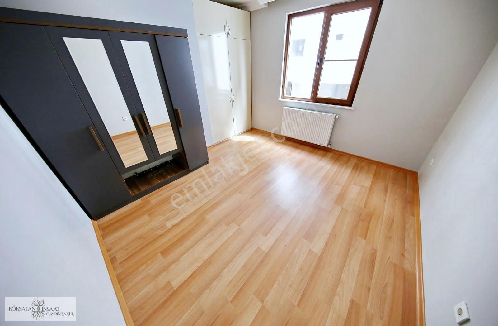 Köksalandan Küçükyalı Nidaparka Komşu Ayrı Mutfaklı Balkonlu 2+1 - Görsel 3