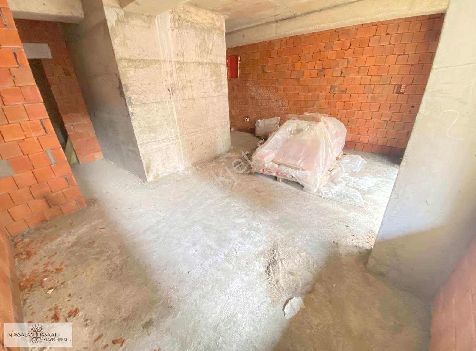 Köksalan İnşaat Küçükyalı Sahile Yakın Sıfır Giriş Kat Geniş 2+1 - Görsel 11